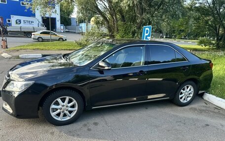 Toyota Camry, 2014 год, 1 350 000 рублей, 4 фотография