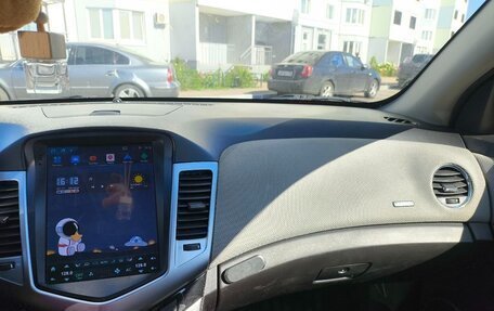 Chevrolet Cruze II, 2011 год, 600 000 рублей, 28 фотография