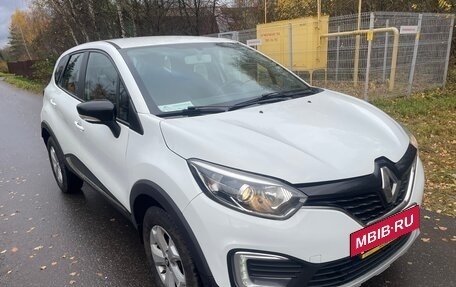 Renault Kaptur I рестайлинг, 2019 год, 1 010 000 рублей, 5 фотография