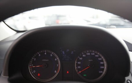 Hyundai Solaris II рестайлинг, 2013 год, 900 000 рублей, 13 фотография