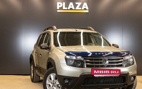 Renault Duster I рестайлинг, 2014 год, 1 049 000 рублей, 2 фотография
