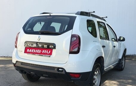 Renault Duster I рестайлинг, 2017 год, 875 000 рублей, 5 фотография