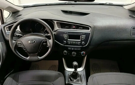 KIA cee'd III, 2018 год, 1 100 000 рублей, 8 фотография