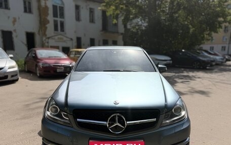 Mercedes-Benz C-Класс, 2011 год, 1 250 000 рублей, 3 фотография
