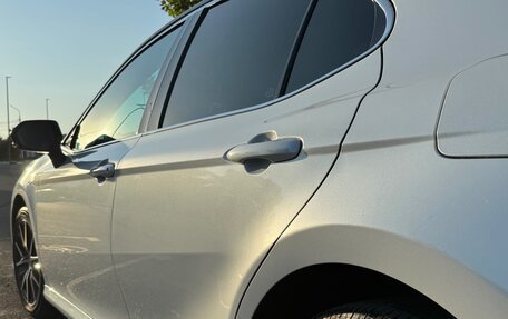 Toyota Camry, 2021 год, 3 170 000 рублей, 4 фотография