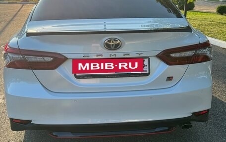 Toyota Camry, 2021 год, 3 170 000 рублей, 11 фотография