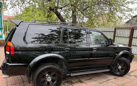 Mitsubishi Pajero Sport II рестайлинг, 2002 год, 989 000 рублей, 3 фотография