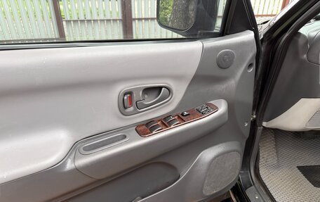 Mitsubishi Pajero Sport II рестайлинг, 2002 год, 989 000 рублей, 20 фотография