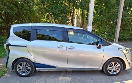 Toyota Sienta II, 2017 год, 1 240 000 рублей, 8 фотография