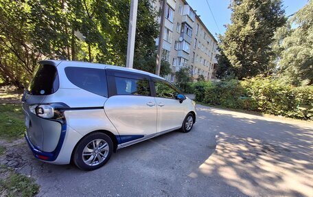 Toyota Sienta II, 2017 год, 1 240 000 рублей, 15 фотография