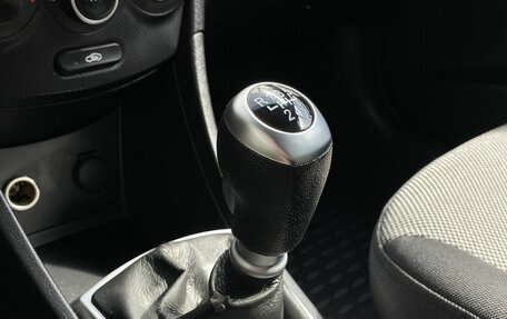 Hyundai Solaris II рестайлинг, 2012 год, 895 000 рублей, 17 фотография