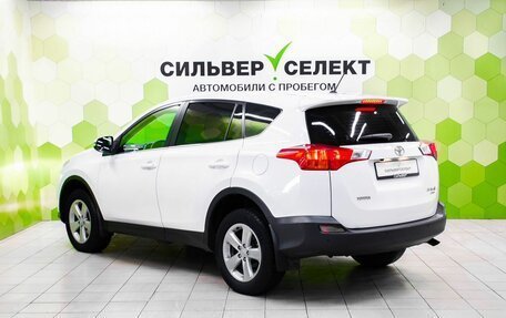 Toyota RAV4, 2013 год, 1 850 000 рублей, 6 фотография