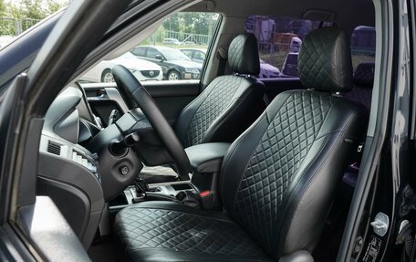 Toyota Land Cruiser Prado 150 рестайлинг 2, 2011 год, 2 400 000 рублей, 11 фотография