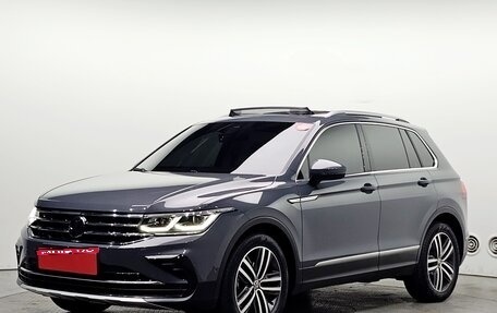 Volkswagen Tiguan II, 2023 год, 3 386 000 рублей, 1 фотография