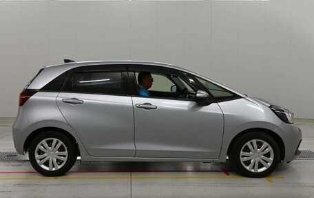 Honda Fit, 2021 год, 976 010 рублей, 4 фотография