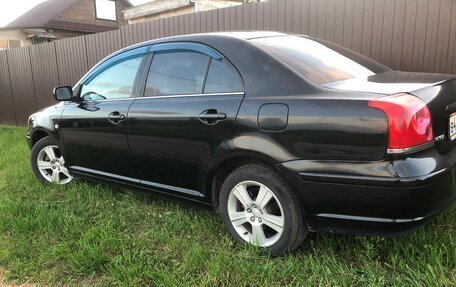 Toyota Avensis III рестайлинг, 2005 год, 630 000 рублей, 10 фотография