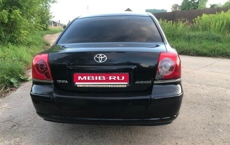 Toyota Avensis III рестайлинг, 2005 год, 630 000 рублей, 6 фотография