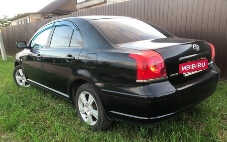 Toyota Avensis III рестайлинг, 2005 год, 630 000 рублей, 8 фотография