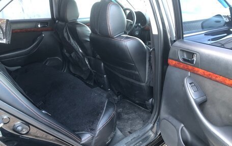 Toyota Avensis III рестайлинг, 2005 год, 630 000 рублей, 23 фотография