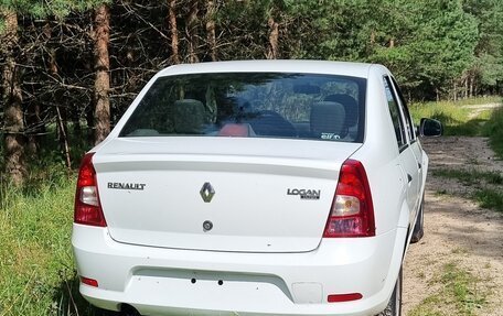 Renault Logan I, 2015 год, 555 000 рублей, 4 фотография