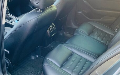 Volkswagen Passat B8 рестайлинг, 2016 год, 1 050 000 рублей, 12 фотография