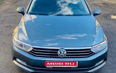 Volkswagen Passat B8 рестайлинг, 2016 год, 1 050 000 рублей, 2 фотография
