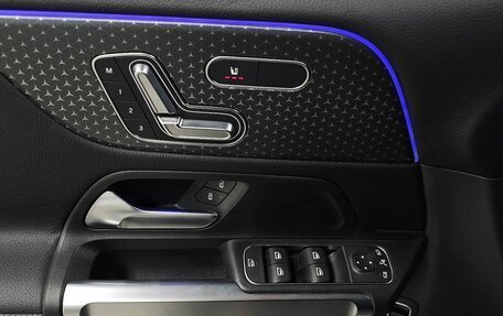 Mercedes-Benz GLB, 2023 год, 3 988 000 рублей, 11 фотография