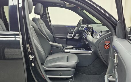 Mercedes-Benz GLB, 2023 год, 3 988 000 рублей, 28 фотография