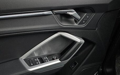 Audi Q3, 2023 год, 3 712 000 рублей, 10 фотография