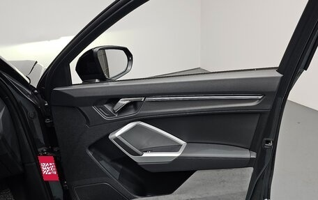 Audi Q3, 2023 год, 3 712 000 рублей, 30 фотография