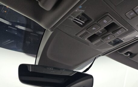 Volkswagen Tiguan II, 2023 год, 3 386 000 рублей, 15 фотография