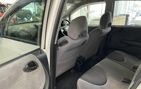 Honda Fit III, 2002 год, 165 000 рублей, 14 фотография