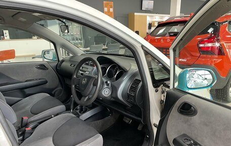 Honda Fit III, 2002 год, 165 000 рублей, 12 фотография