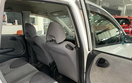 Honda Fit III, 2002 год, 165 000 рублей, 13 фотография