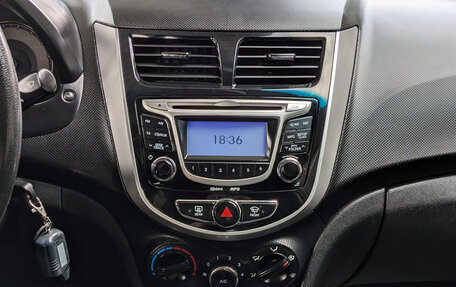 Hyundai Solaris II рестайлинг, 2011 год, 799 900 рублей, 10 фотография