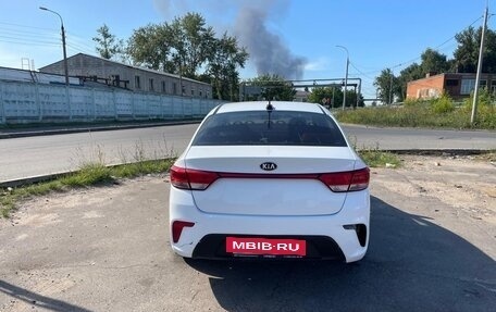 KIA Rio IV, 2020 год, 820 000 рублей, 4 фотография