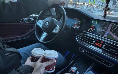 BMW X5, 2022 год, 6 700 000 рублей, 3 фотография