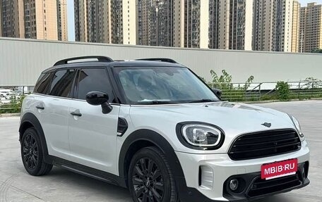 MINI Countryman II (F60), 2022 год, 2 360 000 рублей, 3 фотография