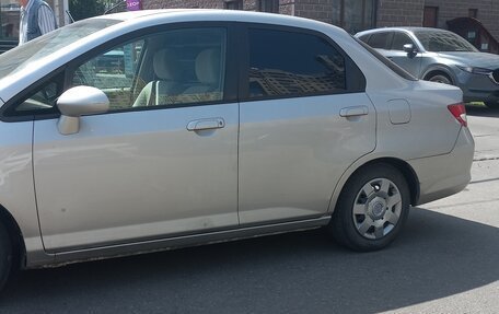 Honda Fit Aria, 2002 год, 310 000 рублей, 5 фотография