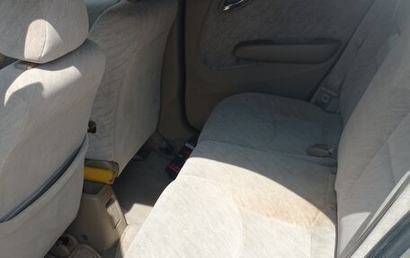Honda Fit Aria, 2002 год, 310 000 рублей, 19 фотография