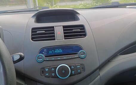 Chevrolet Spark III, 2013 год, 680 000 рублей, 5 фотография