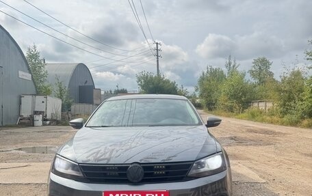 Volkswagen Jetta VI, 2018 год, 1 050 000 рублей, 2 фотография