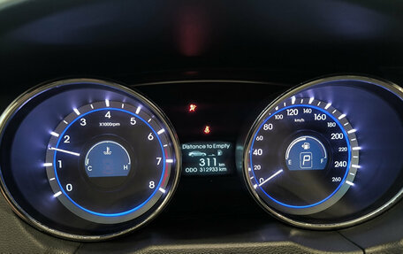 Hyundai Sonata VI, 2010 год, 850 000 рублей, 17 фотография