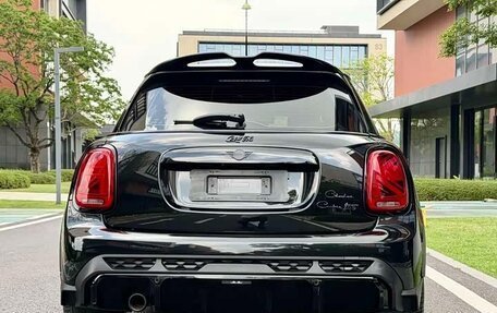 MINI Clubman, 2022 год, 1 600 000 рублей, 5 фотография
