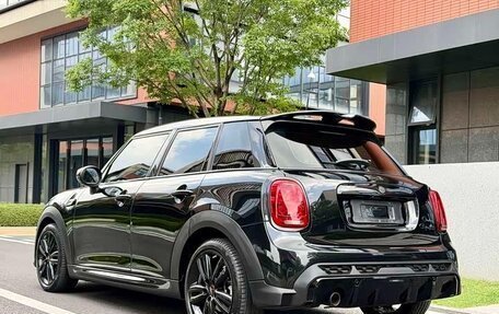 MINI Clubman, 2022 год, 1 600 000 рублей, 6 фотография