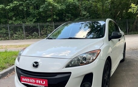 Mazda 3, 2012 год, 800 000 рублей, 1 фотография