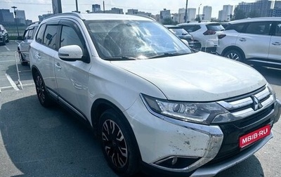 Mitsubishi Outlander III рестайлинг 3, 2017 год, 1 890 000 рублей, 1 фотография