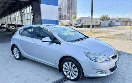 Opel Astra J, 2011 год, 825 000 рублей, 3 фотография