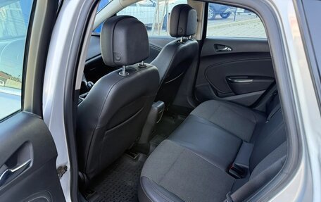Opel Astra J, 2011 год, 825 000 рублей, 9 фотография