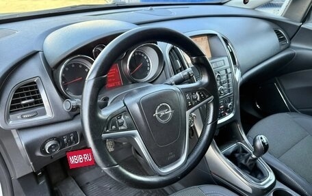 Opel Astra J, 2011 год, 825 000 рублей, 7 фотография